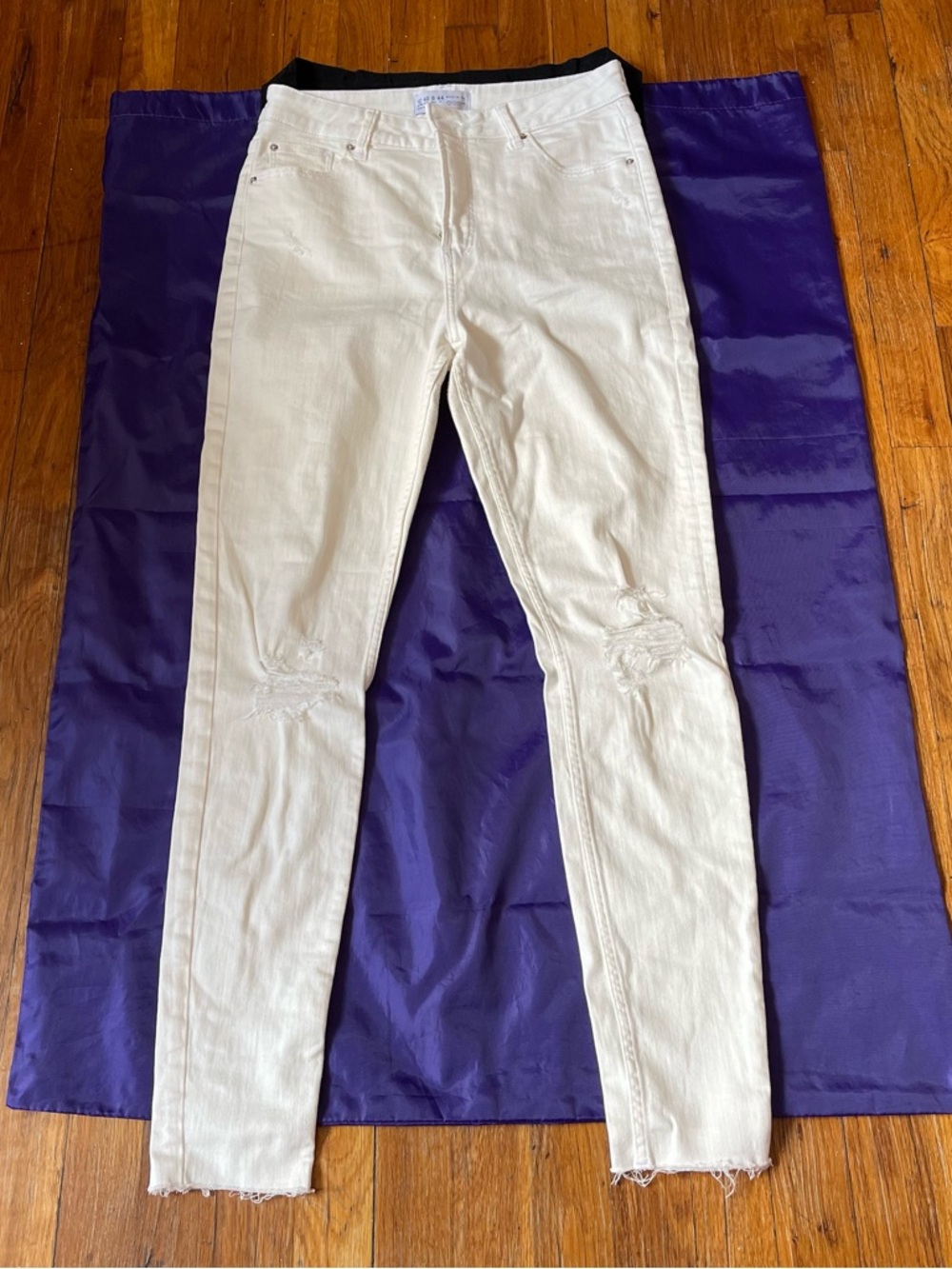 Denim&Co Cream High-Rise Skinny Jeans